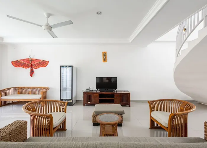 Villa Chunga-changa Double Six Seminyak
